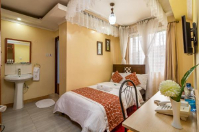  Javilla Eagles Safari Guest house  Найроби